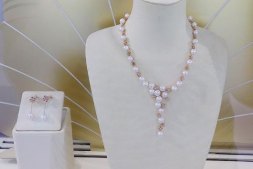 珠光閃耀 阮仕珍珠綻放首屆中國國際消費品博覽會，引領珠寶首飾零售新風尚